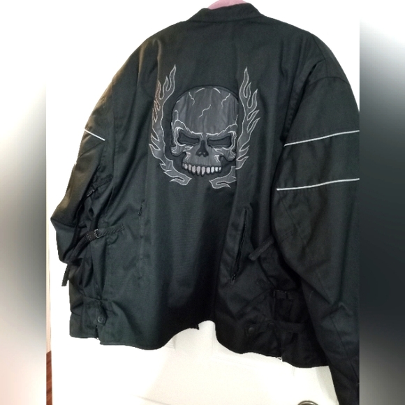 Motorcycle jackets - Picture 2 of 6